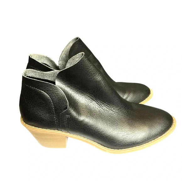 Universal Thread Boots Women Size 9 - Picture 1 of 6